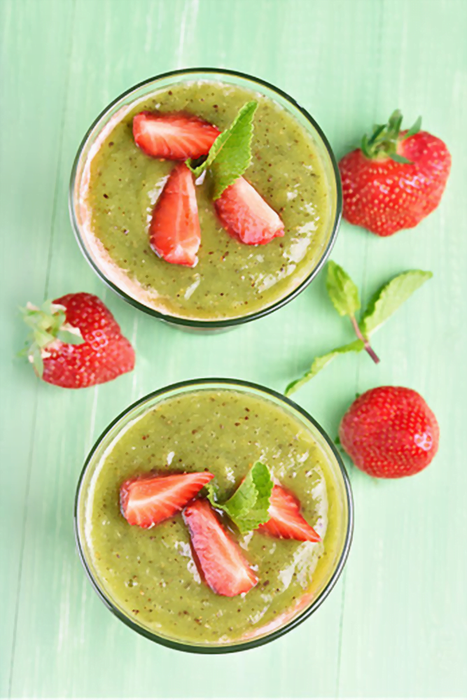 Strawberry and Kiwi Mint Juice Featured